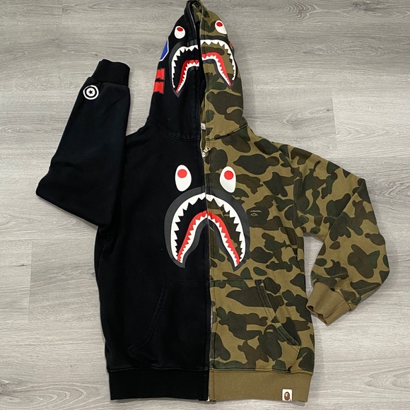 A Bathing Ape camo Hooded Sweatshirt - Picture 1 of 7